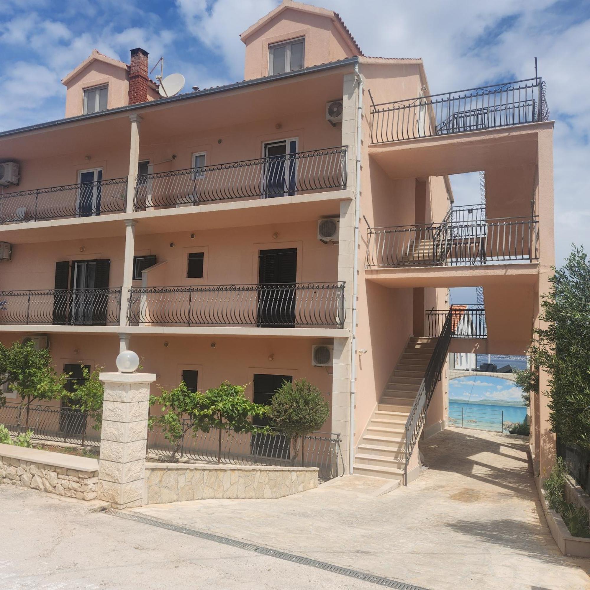 Rooms & Studio Villa Tatjana Supetar Kültér fotó