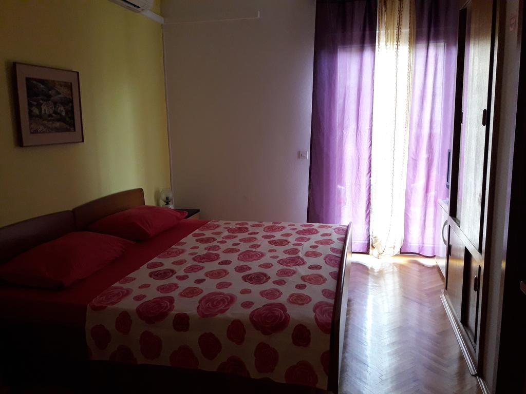 Rooms & Studio Villa Tatjana Supetar Kültér fotó